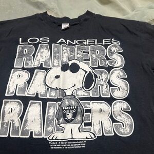 Vintage LA Raiders Shulz Snoopy Tshirt